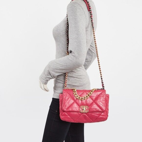Chanel Pink Quilted Lambskin Leather Chanel 19 Small Flap Bag - Picture 3 of 10